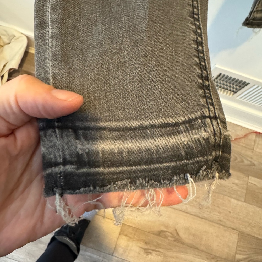 Zara Black/Gray Women's Jeans with distressed cuff size 8 - Picture 3 of 5